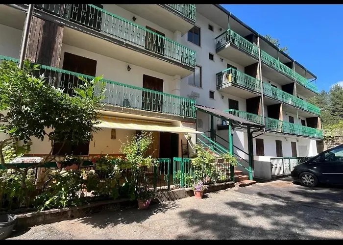 公寓 Genziana Cotronei